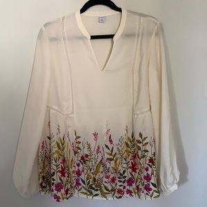 Beautiful Old Navy Blouse